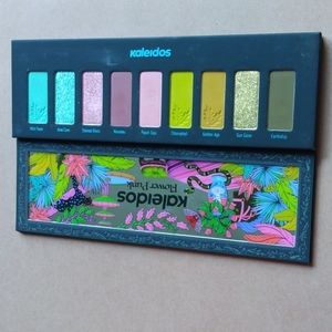 Kaleidos Flower Punk Eyeshadow Palette